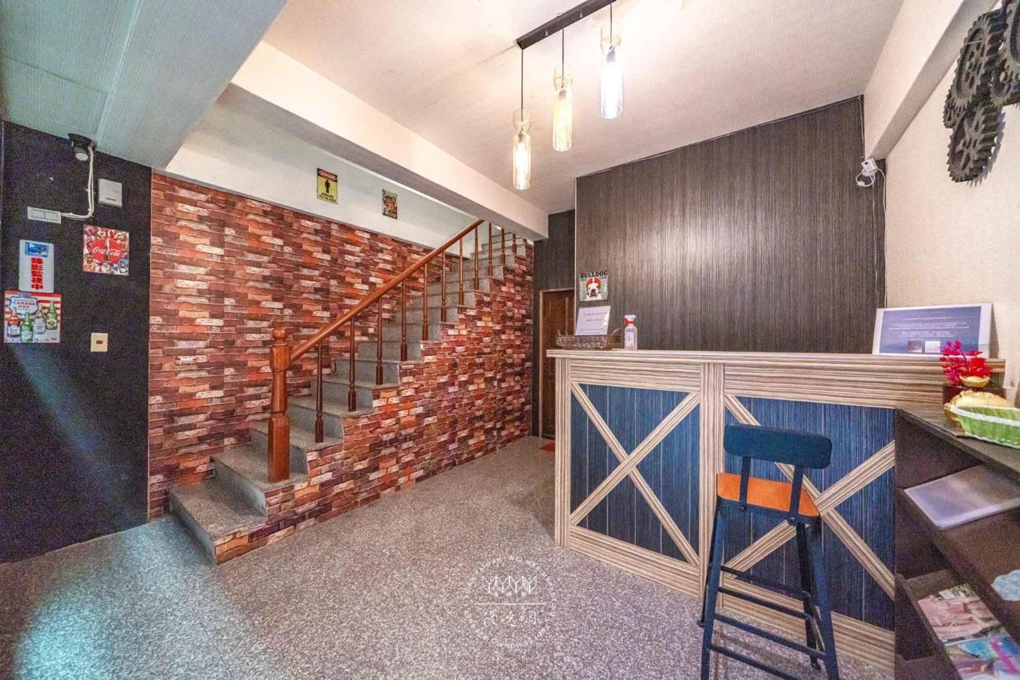 羅東夜市 工業loft旅宿 Loft House Luodong Eksteriør bilde