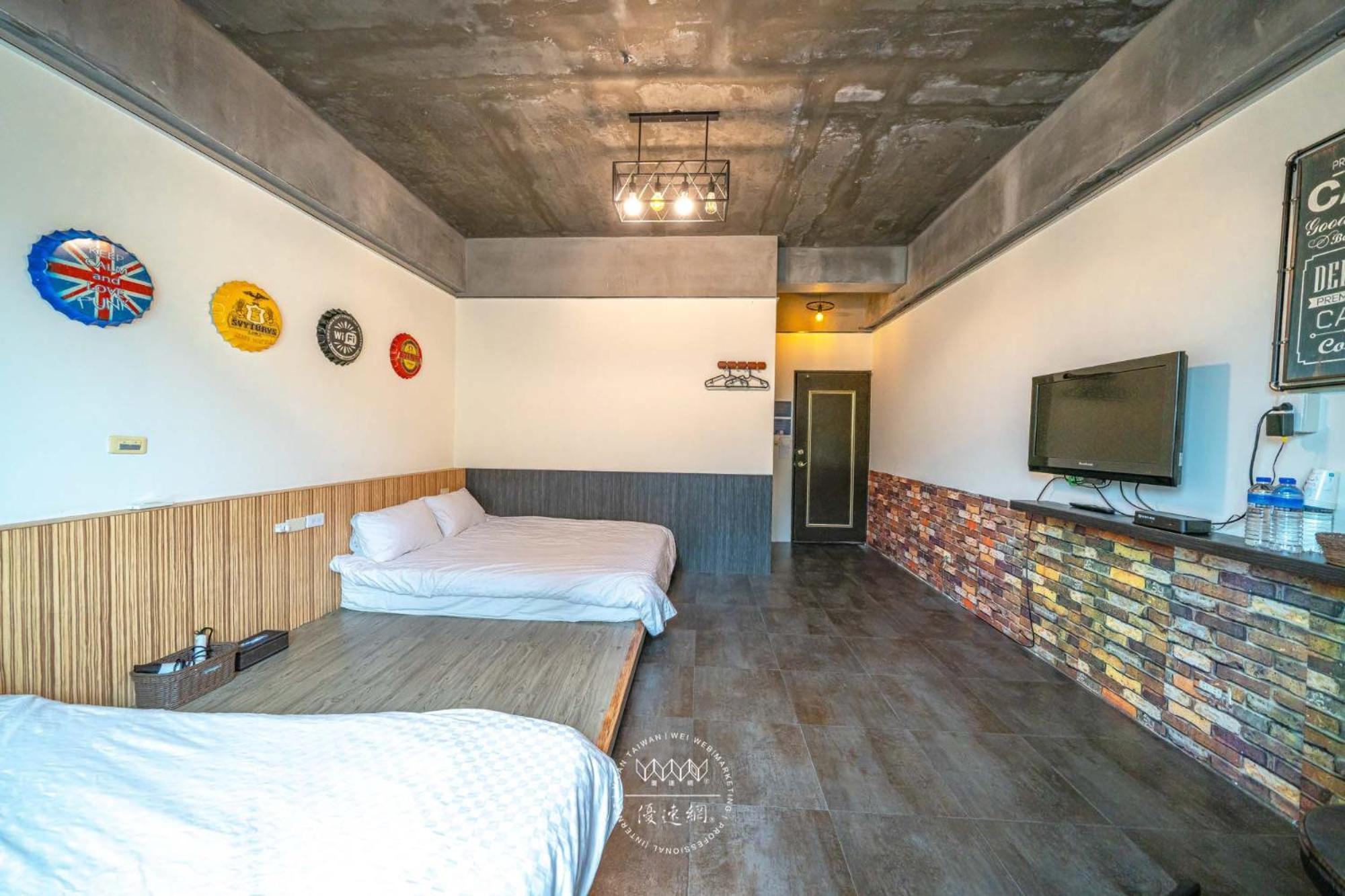 羅東夜市 工業loft旅宿 Loft House Luodong Eksteriør bilde