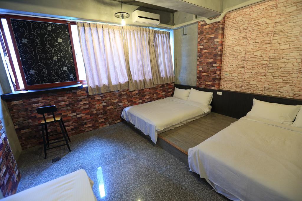 羅東夜市 工業loft旅宿 Loft House Luodong Eksteriør bilde